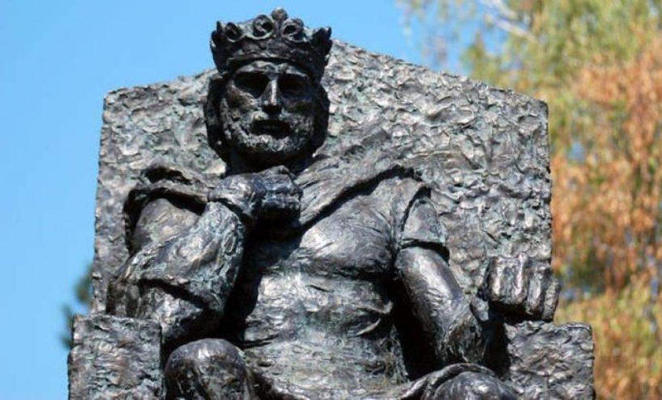 Da je Stanivuković završio fakultet, možda bi znao da je Tvrtko bosanski, a ne srpski kralj